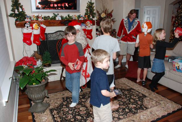 2008/12(Dec)/06(Christmas Eve-Here)/640x480_2008-12-24-32.JPG